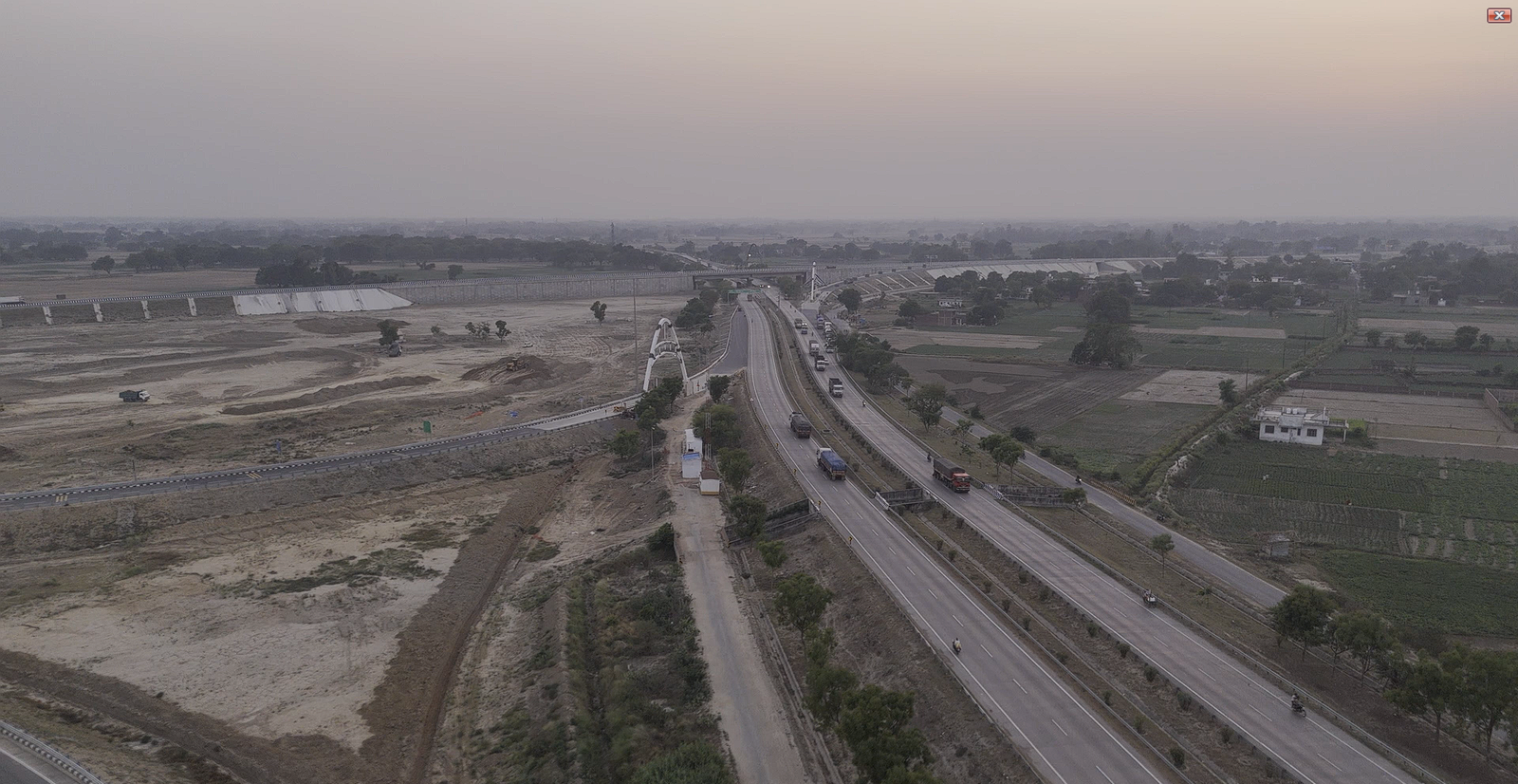 Ganga Expressway Gateway Plots
